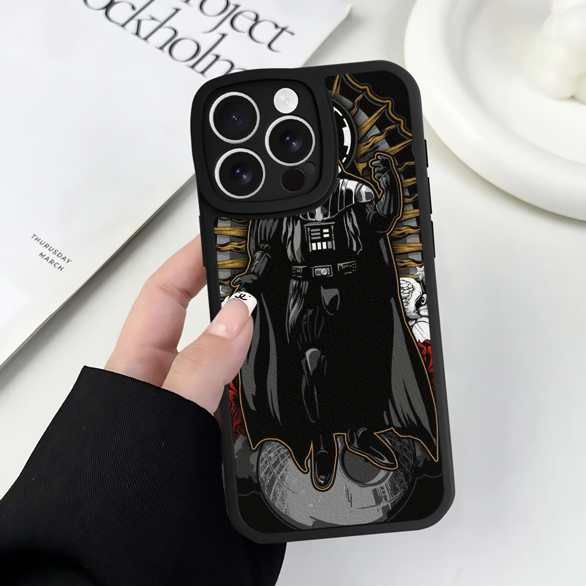 （画像用） スター・ウォーズ Star Wars 【iPhone 16シリーズ対応】シリコンスマホケース（レザー調） 材質：シリコン